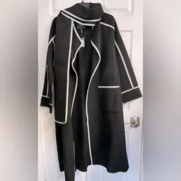 Gicoco Coat - Picture 2 of 8